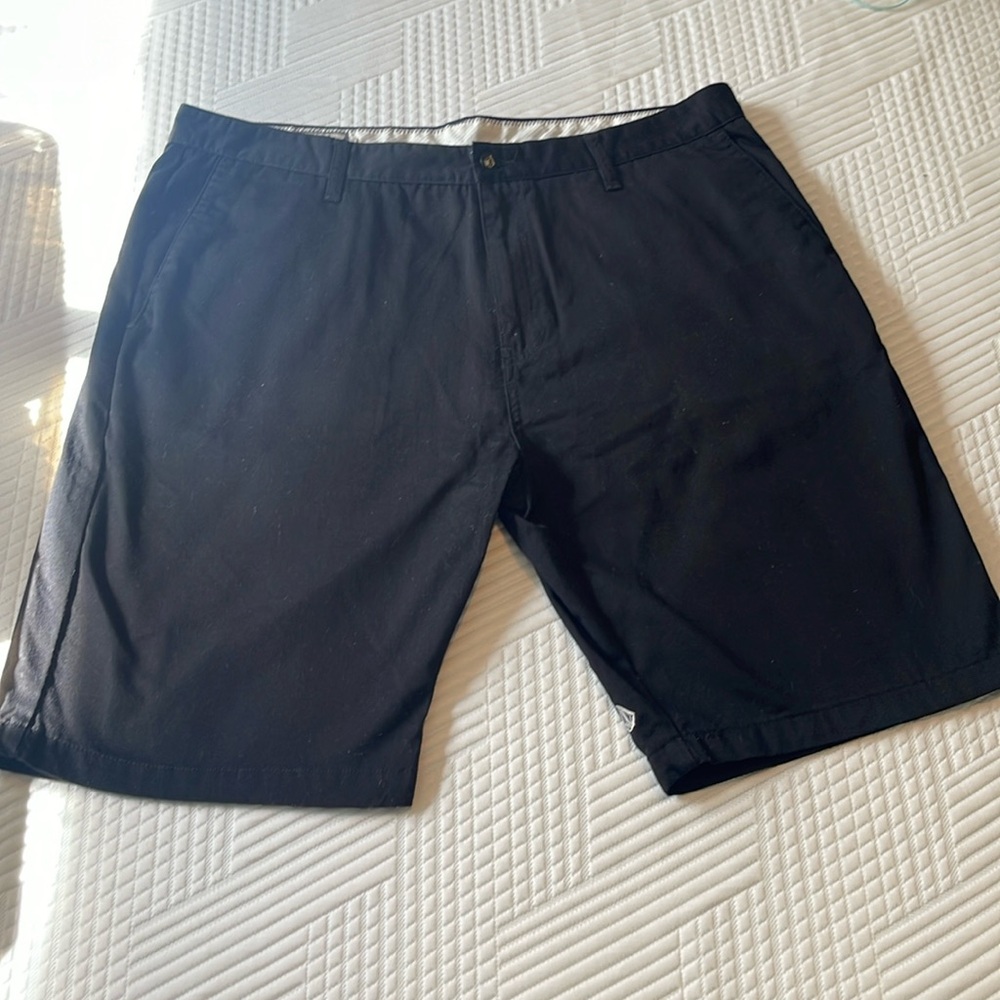 Volcom men’s shorts